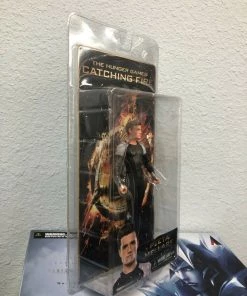 New NECA The Hunter Games - Catching Fire PEETA MELLARK Figure