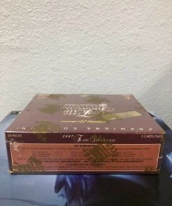 Unbranded 1997 FLEER Flair Showcase NFL Football Trading Cards Hobby Exclusive BOX SEALED Collectible Cards