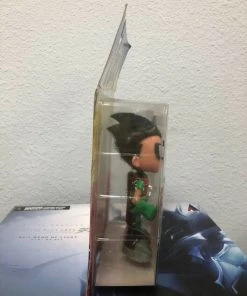 New Teen Titans Go! To The Movies Face-Swappers ROBIN Action Figure DAMAGE BOX