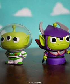 Funko Pop! Disney: Pixar Alien Remix - Alien As Buzz Lightyear Figure W/Protector