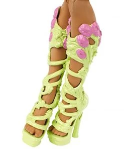 Dolls Ever After High Nina Thumbell Doll Daughter Of Thumbelina