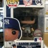 Funko POP! MLB New York Yankees AARON JUDGE Road Grey Jersey W/ Protector