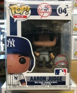 Funko POP! MLB New York Yankees AARON JUDGE Road Grey Jersey W/ Protector