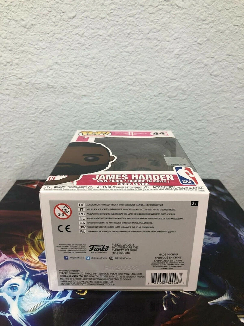 Funko POP! NBA Houston Rockets JAMES HARDEN Figure #44 W/ Protector 5 Funko POP! NBA Houston Rockets JAMES HARDEN Figure #44 W/ Protector