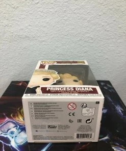Funko POP! Royals: Royal Family DIANA Princess Of Wales Figure #03 W/ Protector