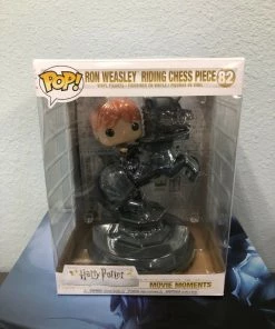 Funko POP! Harry Potter RON WEASLEY Riding Chess Piece 8 Inch Figure #82