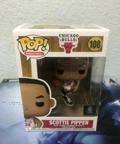 Funko POP! NBA Legends SCOTTIE PIPPEN Chicago Bulls Figure #108 IN STOCK