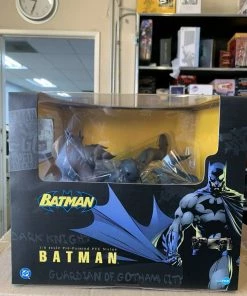DC Comics KOTOBUKIYA ARTFX 1/6 Scale Pre-Painted PVC Batman Statue Blue Edition 15 DC Comics KOTOBUKIYA ARTFX 1/6 Scale Pre-Painted PVC Batman Statue Blue Edition