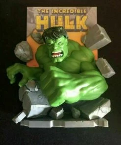 Toystops Marvel Incredible HULK 3D Comic Standee Transform Loot Crate February 2019