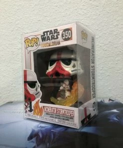 Funko POP! The Mandalorian INCINERATOR STORMTROOPER Figure #350 W/ Protector