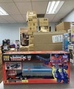 Takara Tomy Encore 01 Optimus Prime SEALED MINT CONDITION