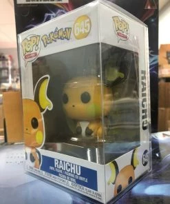 Funko POP! Games: Pokemon RAICHU Figure #645 W/ Protector