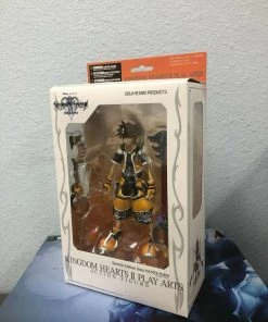 Toystops SQUARE ENIX Kingdom Hearts 2 Play Arts Special Edition SORA Master Form Figure
