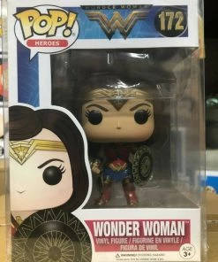 Funko POP! Heros: DC Comics WONDER WOMEN Figure #172 W/ Protector