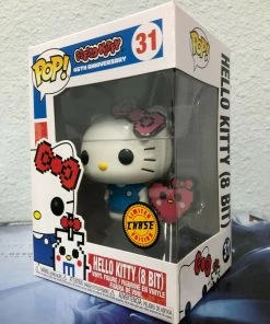 Funko POP! Sanrio HELLO KITTY 8 Bit CHASE Figure #31 W/ Protector