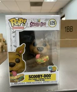 Funko POP! Animation SCOOBY-DOO With Sandwich Figure #625 W/ Protector