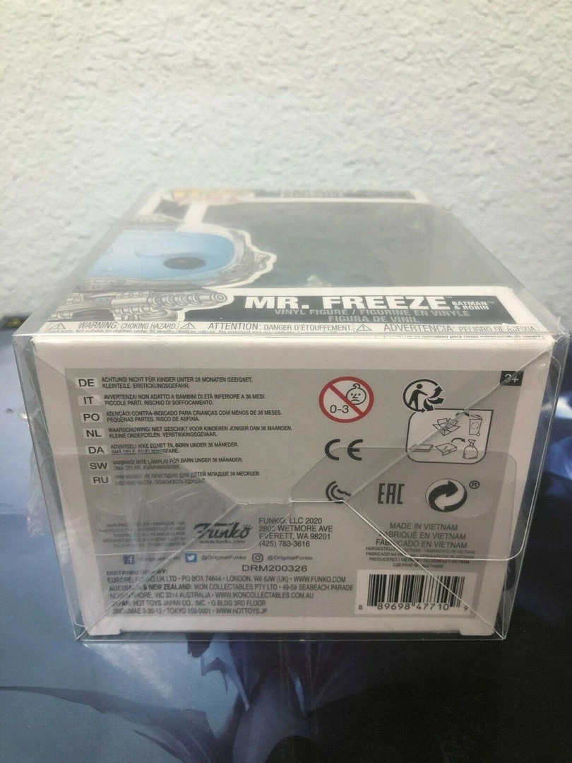 Funko POP! Heroes: Batman & Robin Mr. FREEZE Figure #342 W/Protector 5 Funko POP! Heroes: Batman & Robin Mr. FREEZE Figure #342 W/Protector