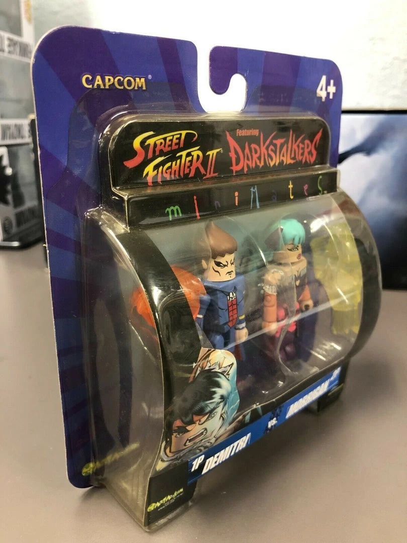 Capcom Street Fighter II Minimates Series 1 DEMITRI Vs MORRIGAN Mini Figures 3 Capcom Street Fighter II Minimates Series 1 DEMITRI Vs MORRIGAN Mini Figures
