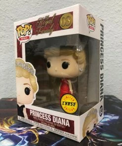 Funko POP! Royals: Royal Family DIANA Princess Of Wales CHASE #03 W/ Protector