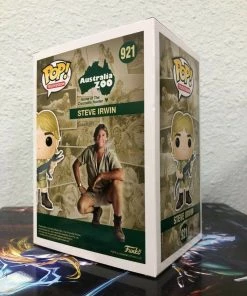 Funko POP! TV: Australia Zoo STEVE IRWIN Figure #921 W/ Protector