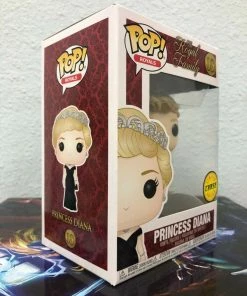 Funko POP! Royals: Royal Family DIANA Princess Of Wales CHASE #03 W/ Protector