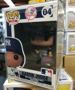 Funko POP! MLB New York Yankees AARON JUDGE Road Grey Jersey W/ Protector