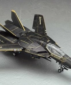Macross 25th Anniversary Yamato 1/48 Scale Transformable VF1S Black Version