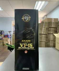 Macross 25th Anniversary Yamato 1/48 Scale Transformable VF1S Black Version