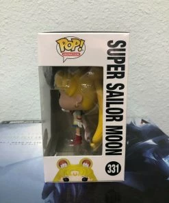 Funko POP! Anime SUPER SAILOR MOON Special Edition Figure #331 W/ Protector