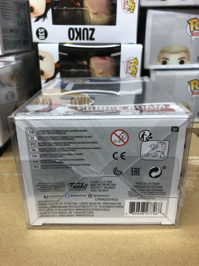 Funko POP Animation - Masters Of The Universe - Prince Adam Figure #992 W/Protector 6 Funko POP Animation - Masters Of The Universe - Prince Adam Figure #992 W/Protector