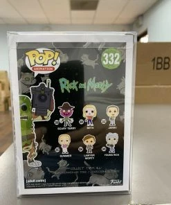 FUNKO POP! Animation Pickle Rick With Lasers # 332 Rick And Morty W/ Protector