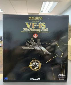 Macross 25th Anniversary Yamato 1/48 Scale Transformable VF1S Black Version