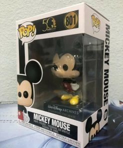 Funko POP! Disney: Archives MICKEY MOUSE Figure #801 W/ Protector