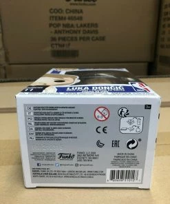 Funko POP! NBA Dallas Mavericks LUKA DONCIC Alternate Figure #92 W/ Protector