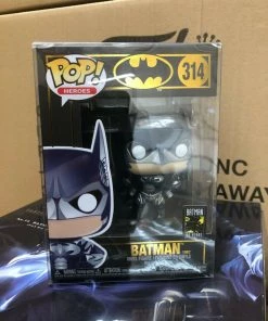 Funko POP! Heroes: Batman 80th BATMAN (1997) George Clooney #314 W/ Protector