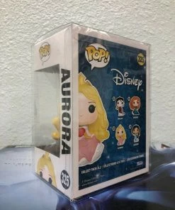 Funko POP! Disney AURORA Pink Dress Figure #325 W/ Protector