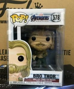 Funko POP! Marvel: Avengers Endgame BRO THOR With Pizza Figure #578 W/ Protector