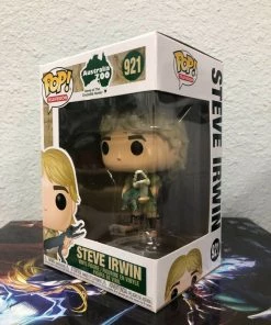 Funko POP! TV: Australia Zoo STEVE IRWIN Figure #921 W/ Protector