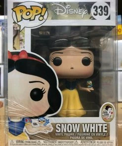 Funko POP! Disney SNOW WHITE Figure #339 W/ Protector