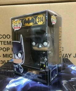 Funko POP! Heroes: Batman 80th BATMAN (1997) George Clooney #314 W/ Protector