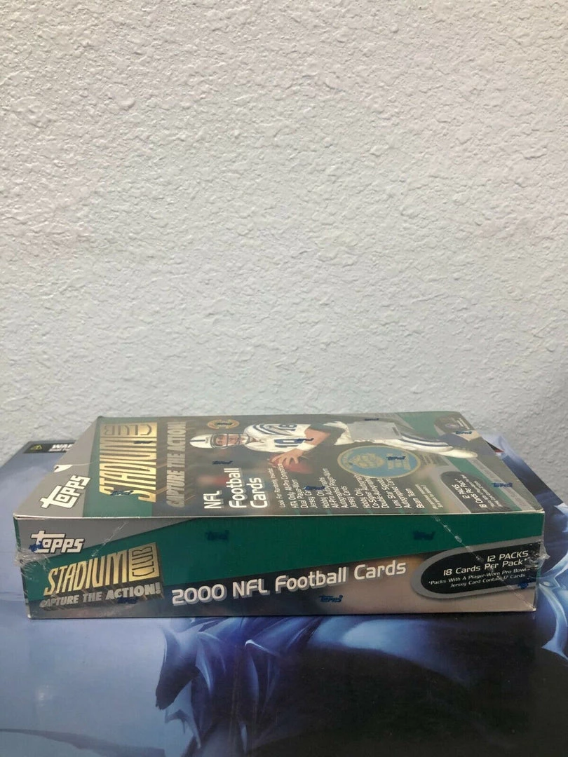 Toystops 2000 TOPPS Stadium Club NFL Football Cards Hobby HTA JUMBO BOX NEW/SEALED Collectible Cards 10 Toystops 2000 TOPPS Stadium Club NFL Football Cards Hobby HTA JUMBO BOX NEW/SEALED Collectible Cards