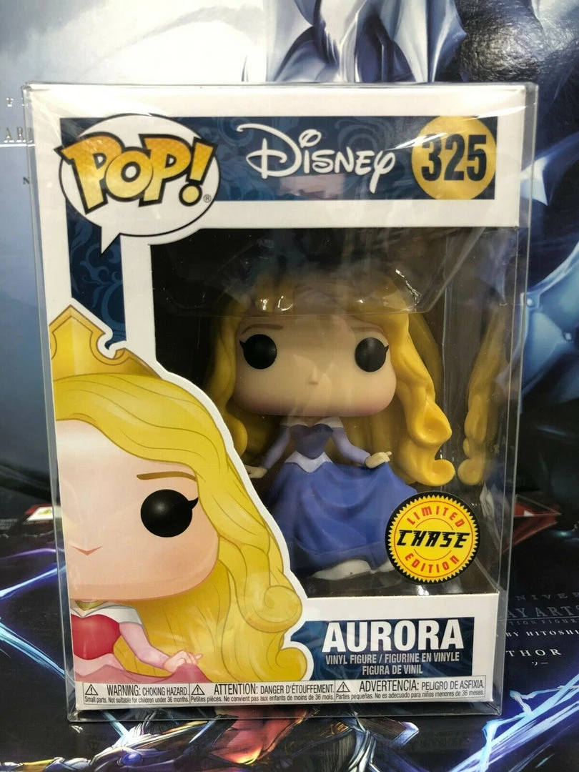 Funko POP! Disney: Princess AURORA Blue Dress CHASE Figure #325 W/ Protector 3 Funko POP! Disney: Princess AURORA Blue Dress CHASE Figure #325 W/ Protector