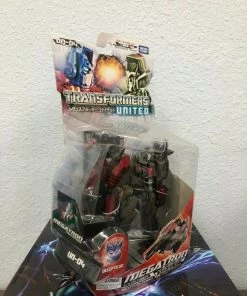 Takara Tomy Transformers United UN-04 MEGATRON Cybertron Mode