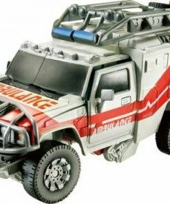 Takara Tomy Transformers: Voyager Class Rescue Ratchet Figure NEW