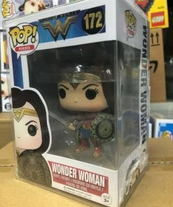 Funko POP! Heros: DC Comics WONDER WOMEN Figure #172 W/ Protector