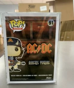 Funko POP! Music: AC/DC ANGUS YOUNG Chase Figure #91 W/ Protector