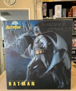 DC Comics KOTOBUKIYA ARTFX 1/6 Scale Pre-Painted PVC Batman Statue Blue Edition 13 DC Comics KOTOBUKIYA ARTFX 1/6 Scale Pre-Painted PVC Batman Statue Blue Edition