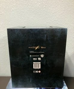 NECA Pacific Rim Ultra Deluxe KAIJU OTACHI Flying Version Figure