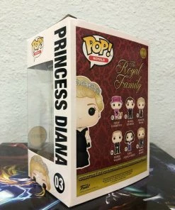 Funko POP! Royals: Royal Family DIANA Princess Of Wales CHASE #03 W/ Protector