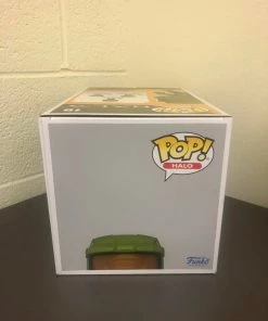 Funko POP! Jumbo: Halo Infinite MASTER CHIEF Special Edition 10 Inch Figure #19